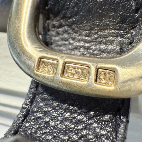 Michael Kors Navy Leather Shoulder Bag MK Est. 1981 Flap Hobo - Picture 2 of 11